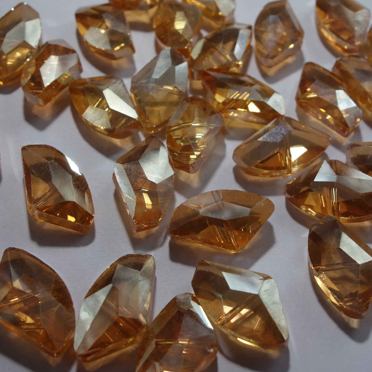 GLASS BEADS (PER PIECE)