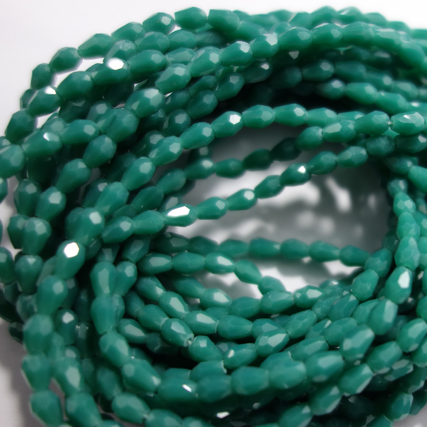 DROP GLASS BEADS (PER STRING)